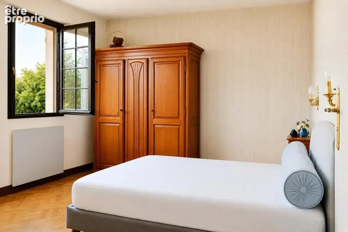 Maison à rénover de 100 m2 à Léognan - photo 2