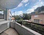 Appartement à MARSEILLE-4E