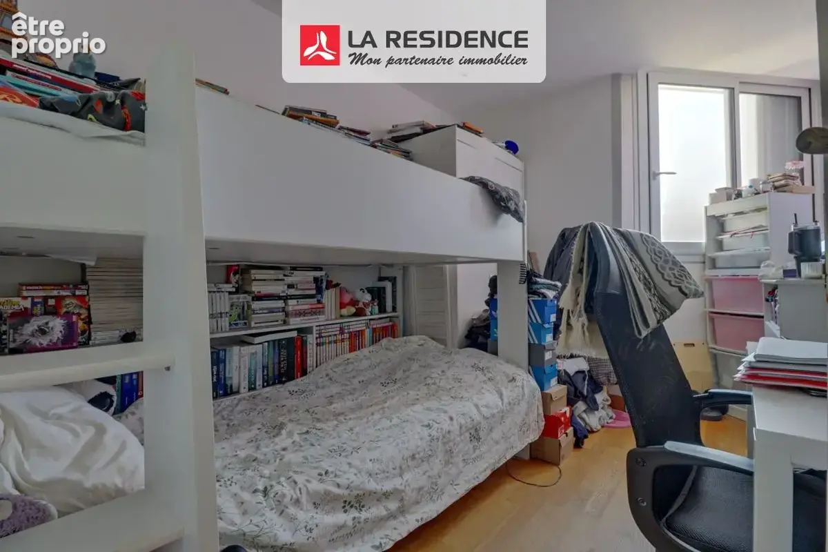 Appartement 79 m² à Saint-Germain-En-Laye  - photo 8