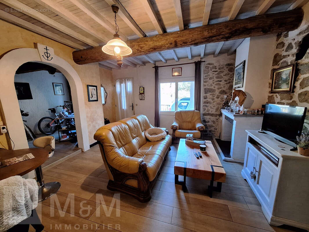 Maison à BELVIANES-ET-CAVIRAC