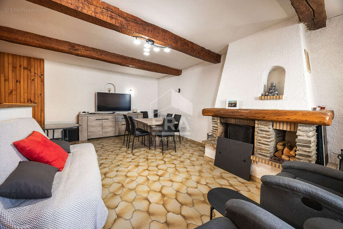 Maison à VILLELONGUE-DE-LA-SALANQUE