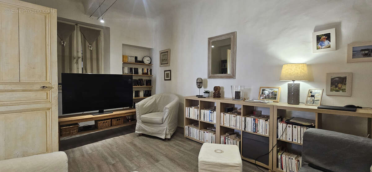 LAMBESC coup de cœur pour cette magnifique maison de village de 140 m2 avec terrasse - photo 23