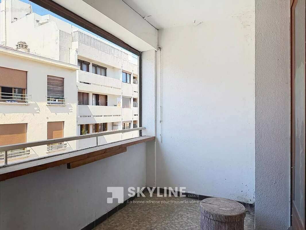 Appartement à MARSEILLE-5E