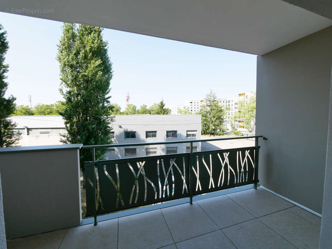 Grand appartement T2 dans le quartier des Fins - photo 3
