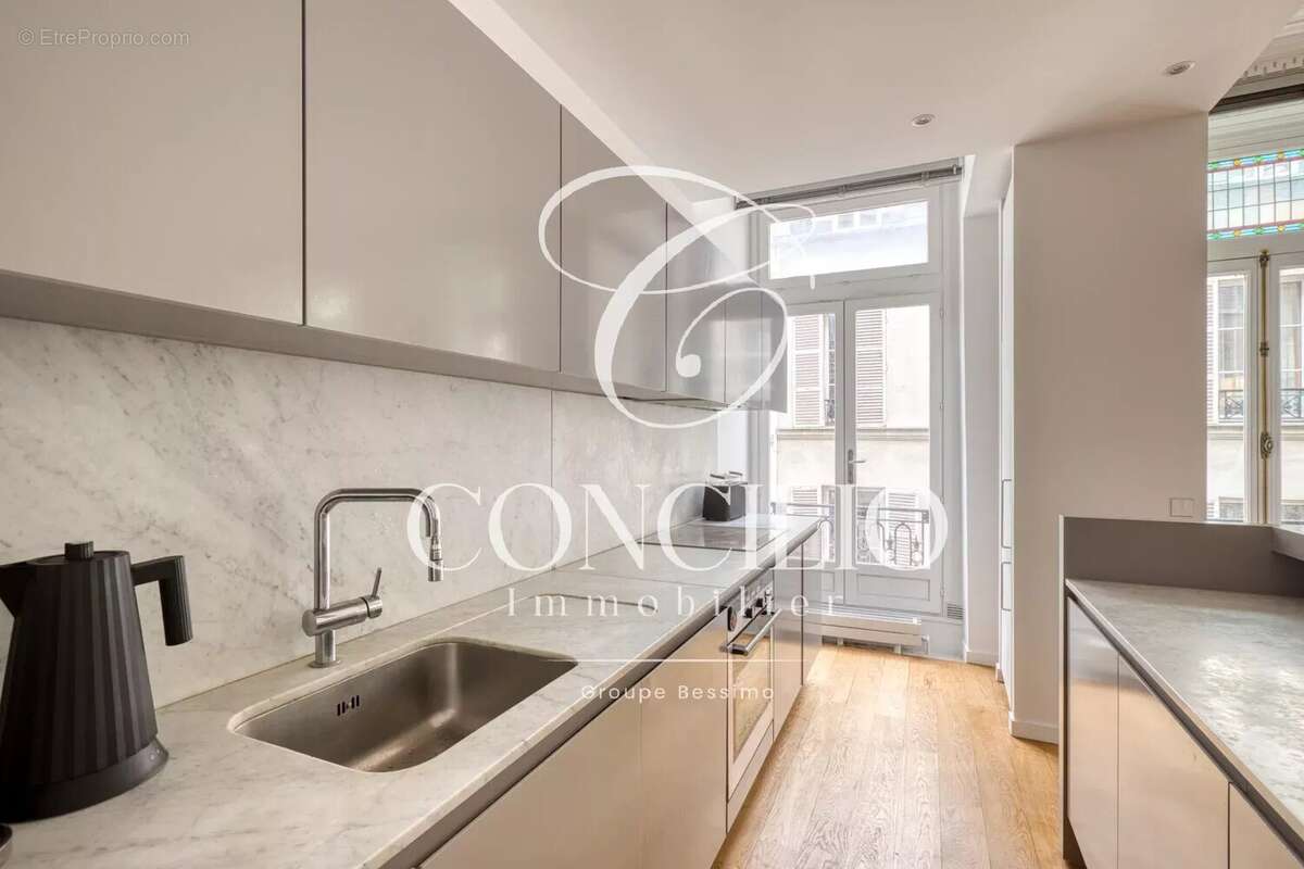 Appartement à PARIS-6E