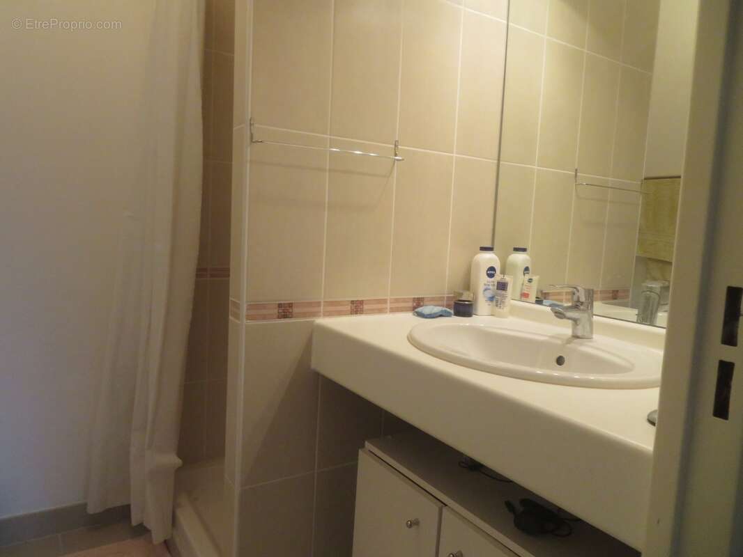 Belle MAISON sur 2 niveaux de 95 m3 à vendre centre ville de DIGNE LES BAINS (04) - photo 19