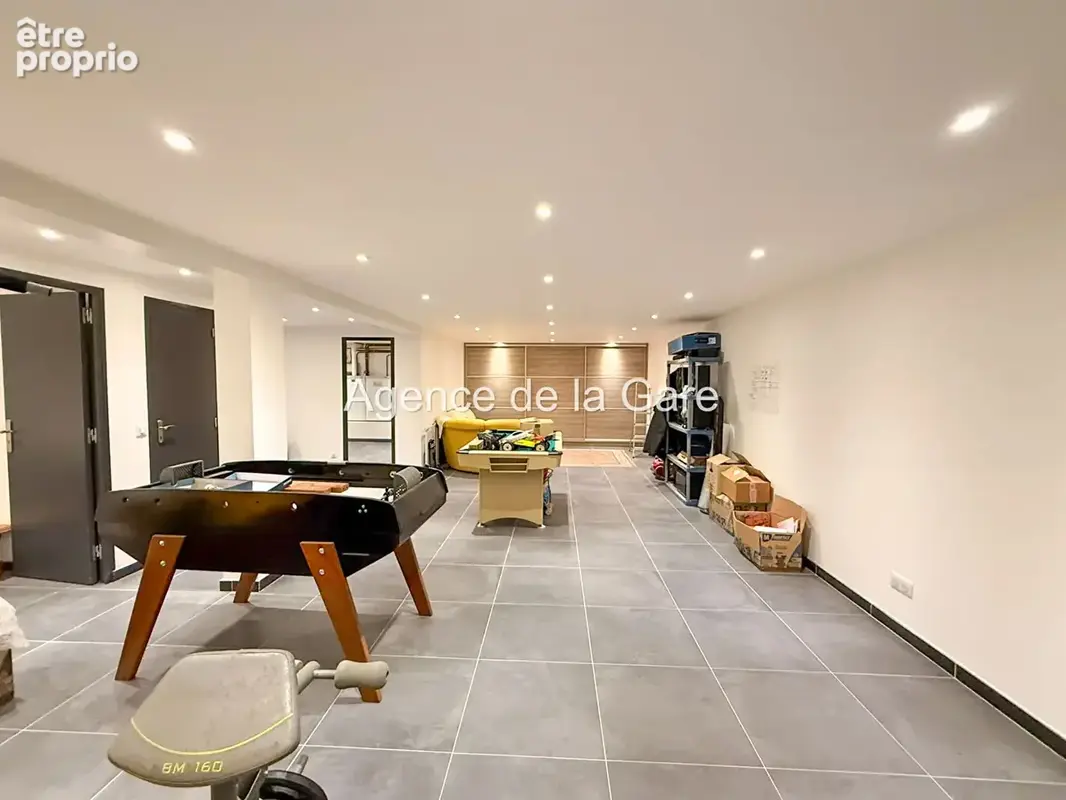 Carrières-sur-seine - belle maison familiale de 168 m² - 7 pièces - double garage - photo 19
