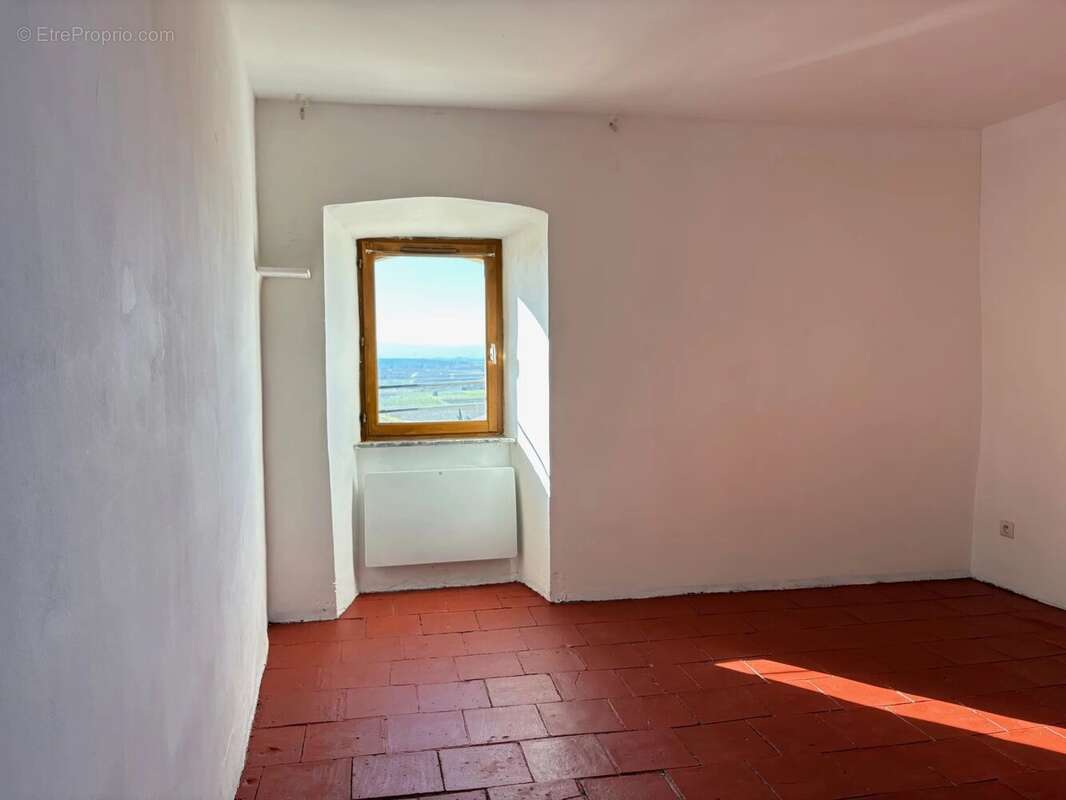 Maison à LA LIVINIERE