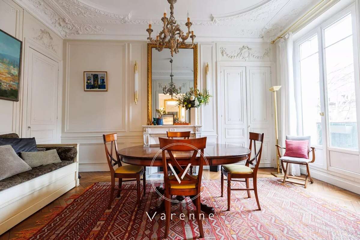 Appartement à PARIS-4E