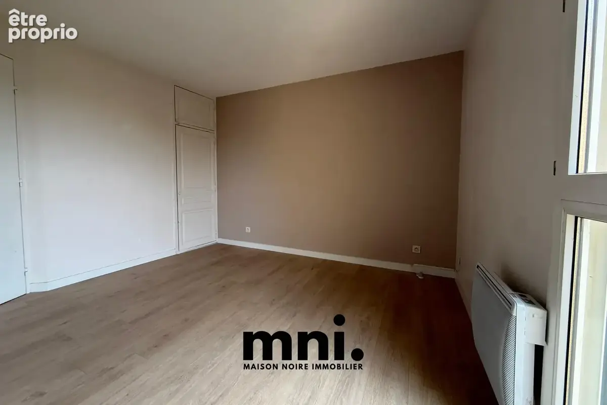 Appartement T3 dernier étage avec terrasse   Les Sablettes - photo 7