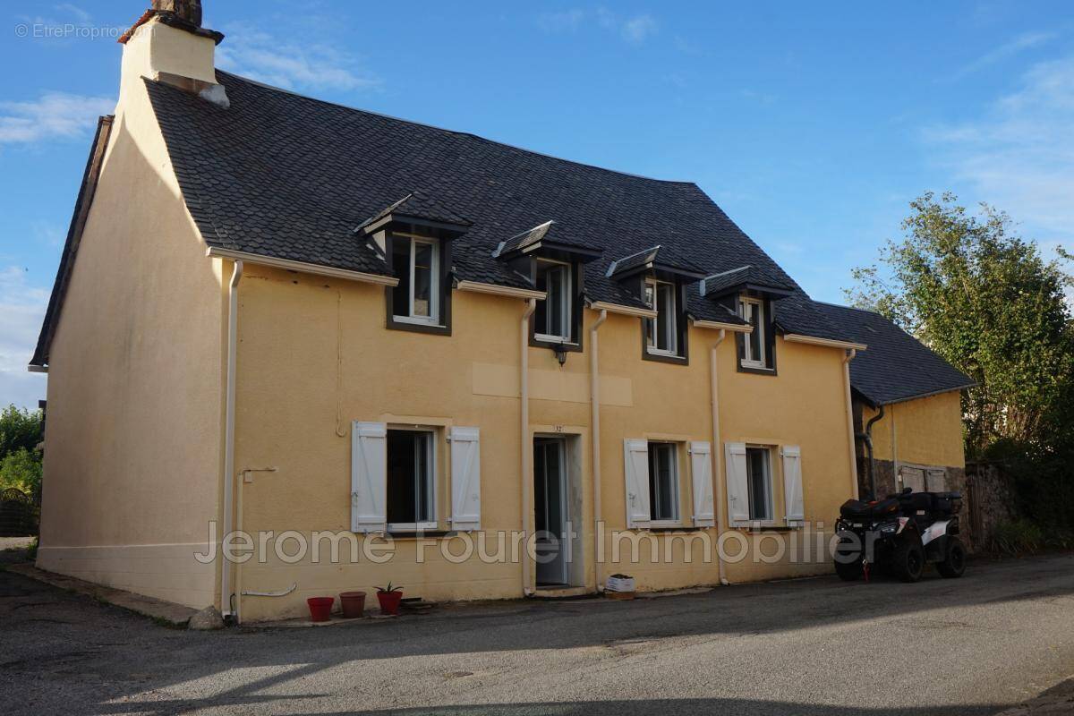 Maison à LAMAZIERE-BASSE