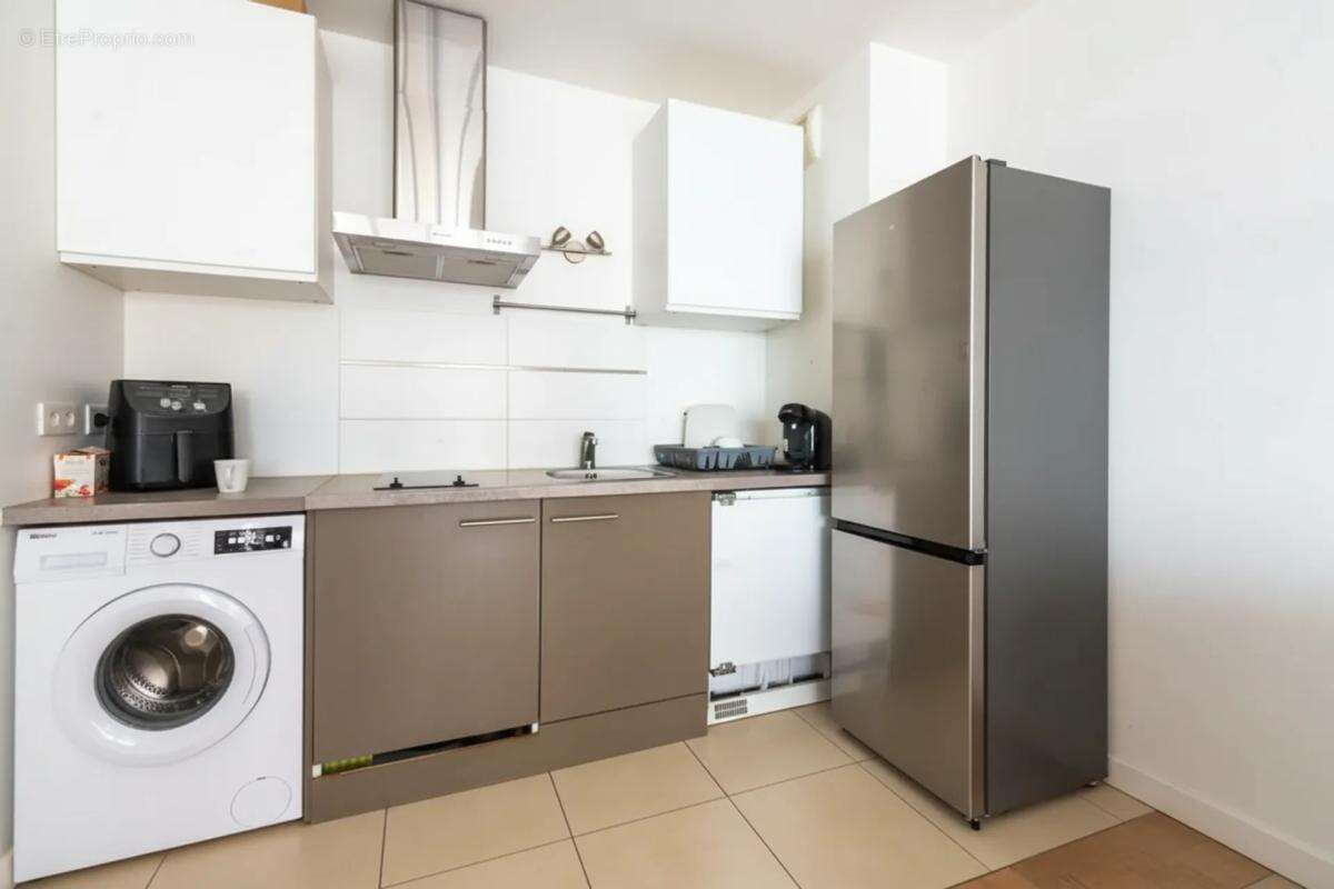 Appartement à SURESNES