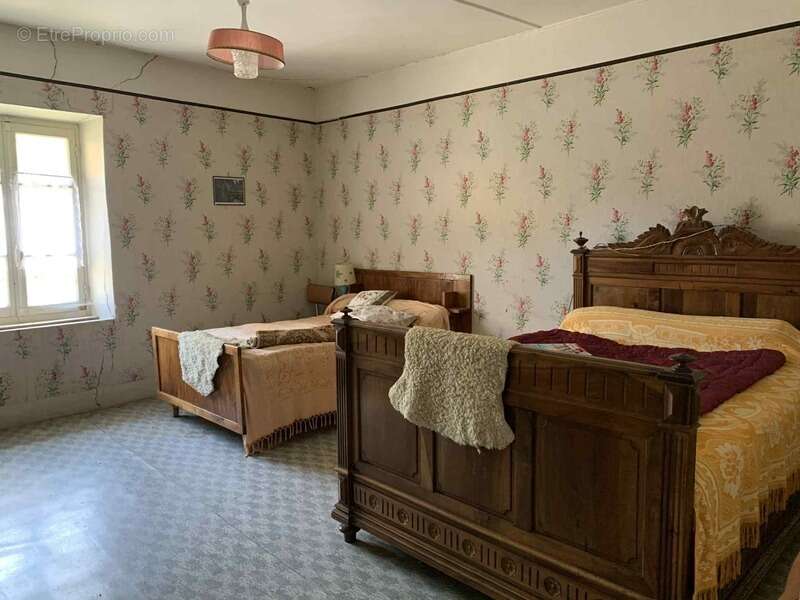 Maison à LUS-LA-CROIX-HAUTE