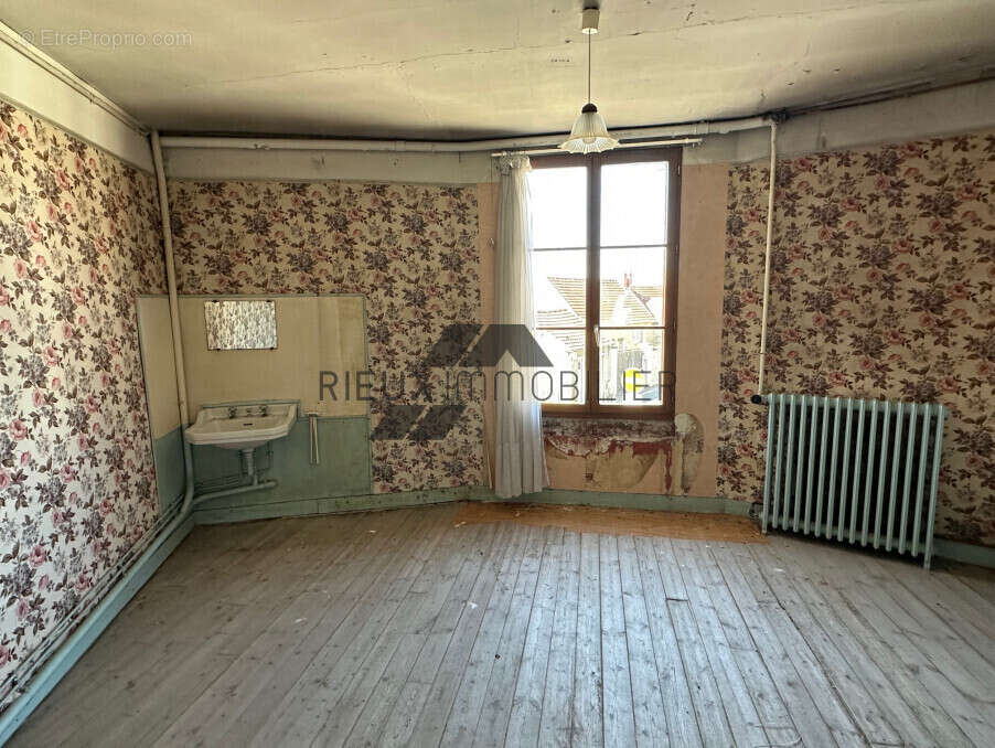 Maison à PONT-SAINTE-MAXENCE