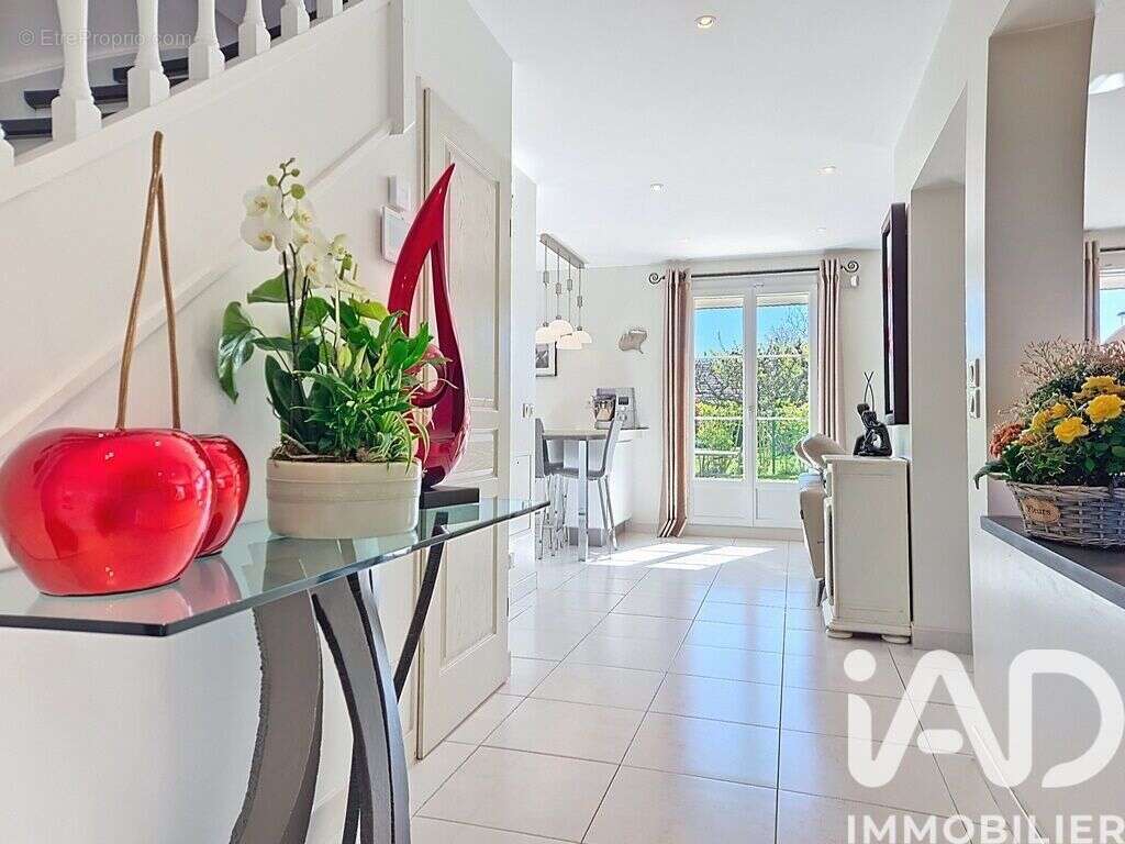 Photo 6 - Maison à OZOIR-LA-FERRIERE