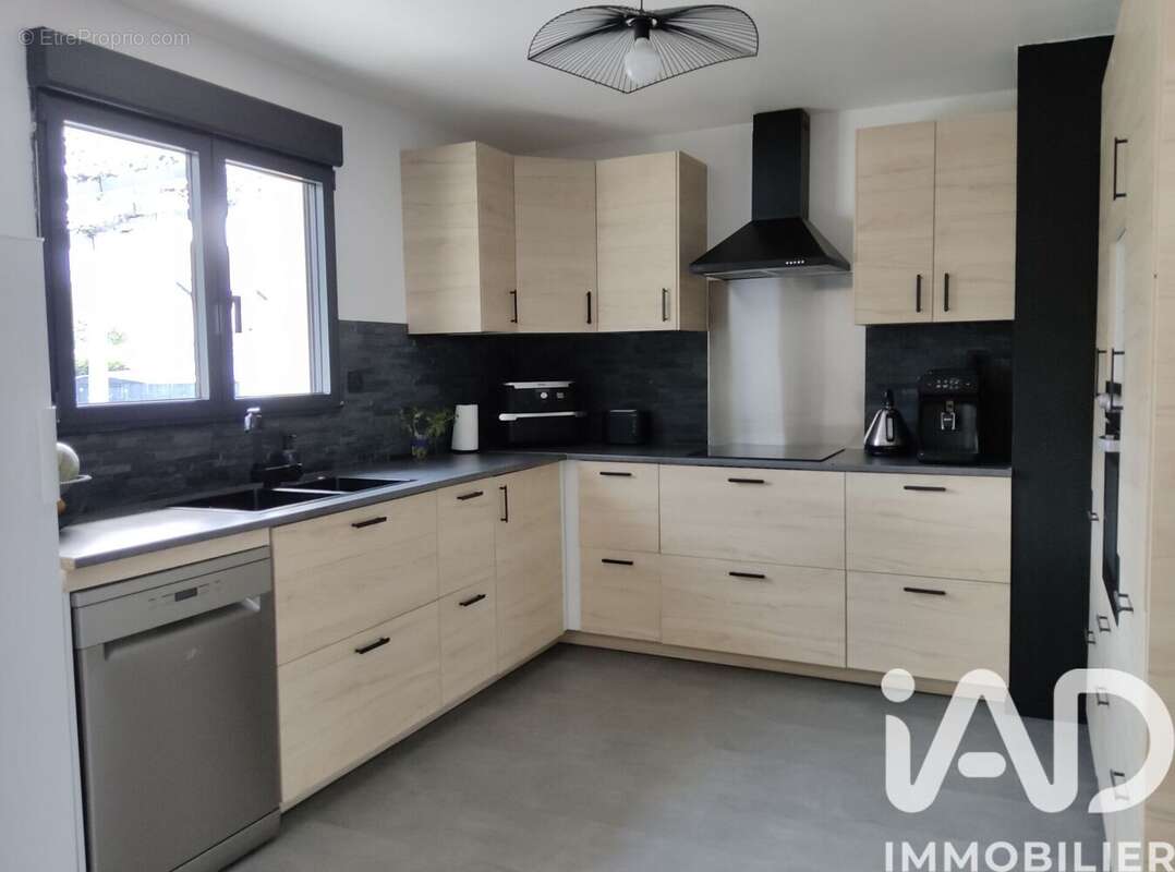 Photo 2 - Maison à LES PONTS-DE-CE