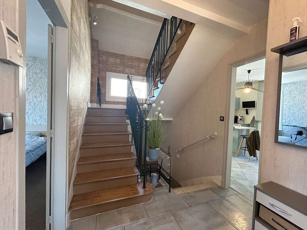 Maison centre-ville de Commentry - photo 5