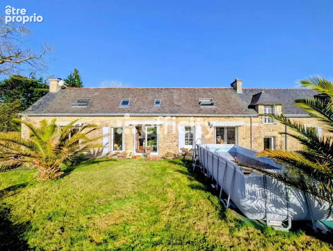 Maison à CLEGUER