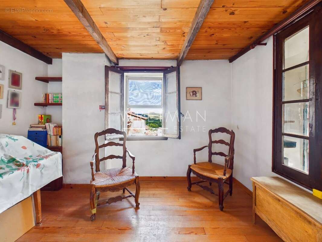 Appartement à SEILLANS
