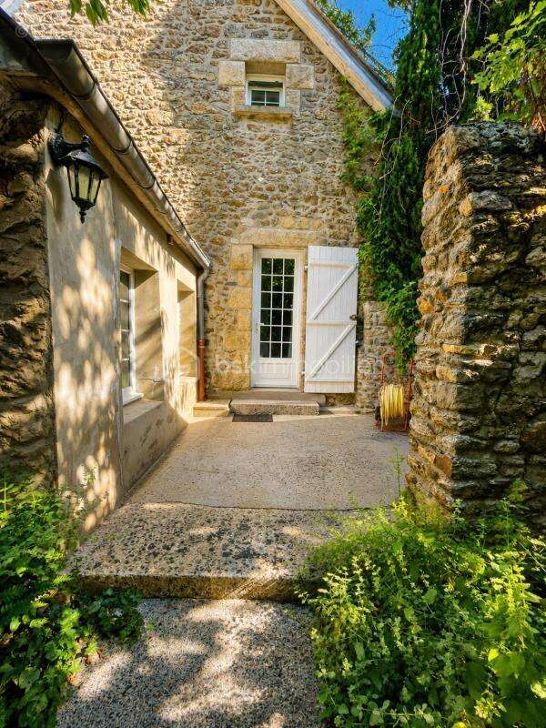 Élégante maison en pierre de 146 m² à Saint-Malo - photo 8