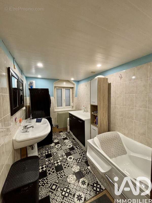 Photo 9 - Maison à BOLLEZEELE