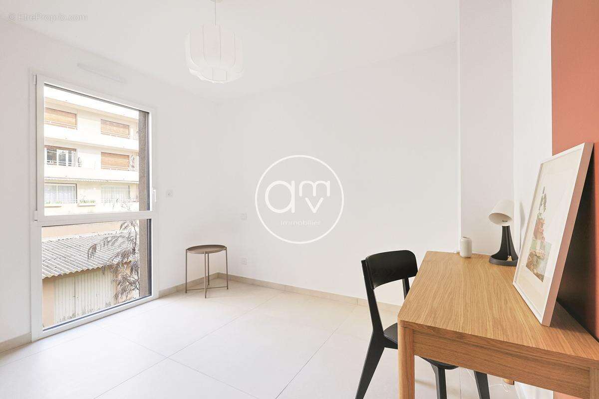 Appartement à HYERES
