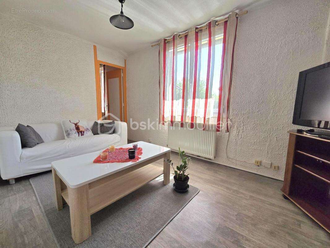 Appartement à PUY-GUILLAUME