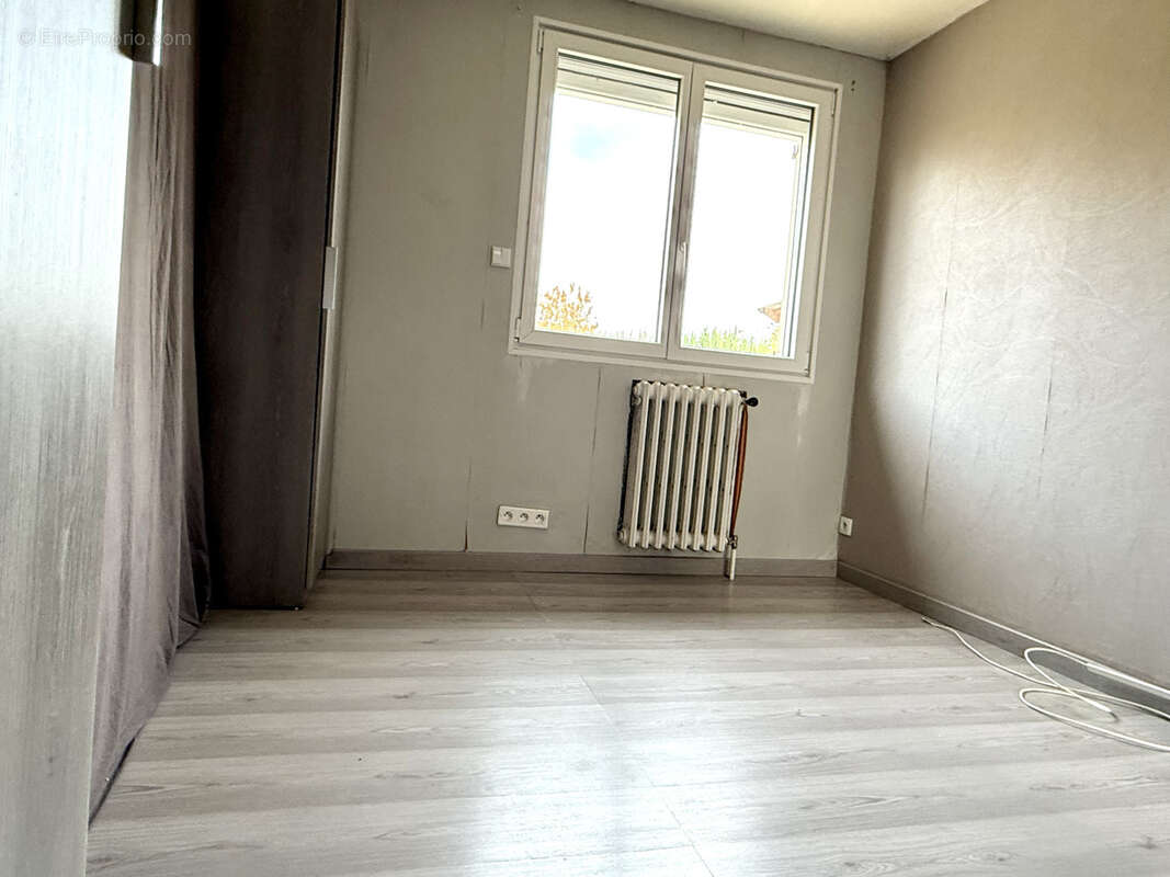 Maison à NEUILLY-SAINT-FRONT