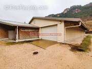 Commerce à MEYRUEIS