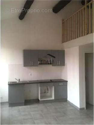 Appartement à MARSEILLE-3E