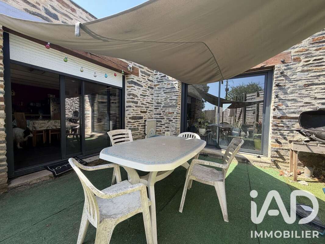 Maison 125 m² à La Gacilly  - photo 3