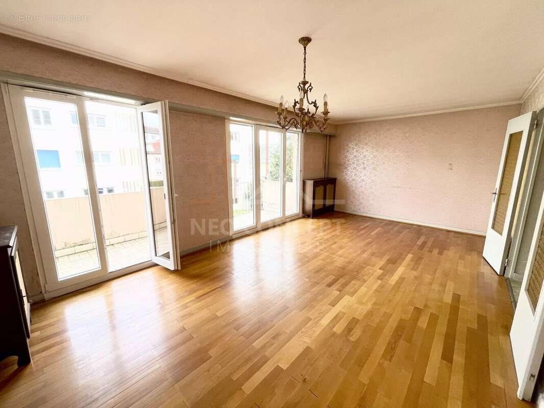 Appartement à SCHILTIGHEIM