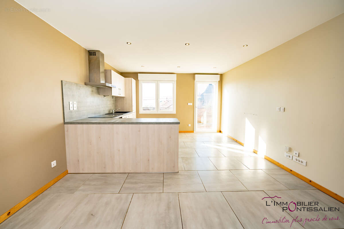 Appartement à LA PLANEE