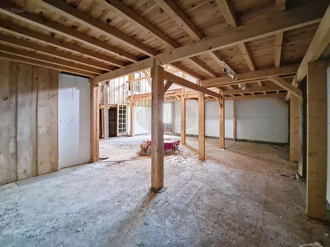 Maison à VIC-FEZENSAC