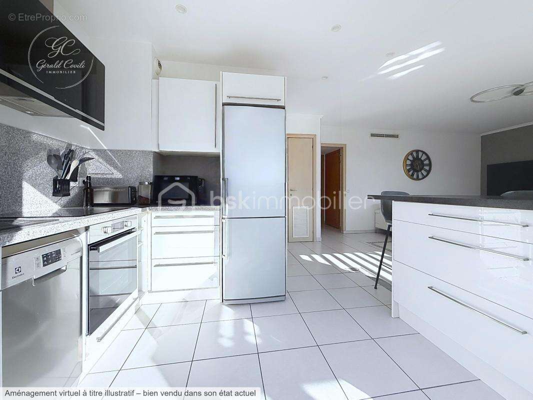 Appartement à MANDELIEU-LA-NAPOULE