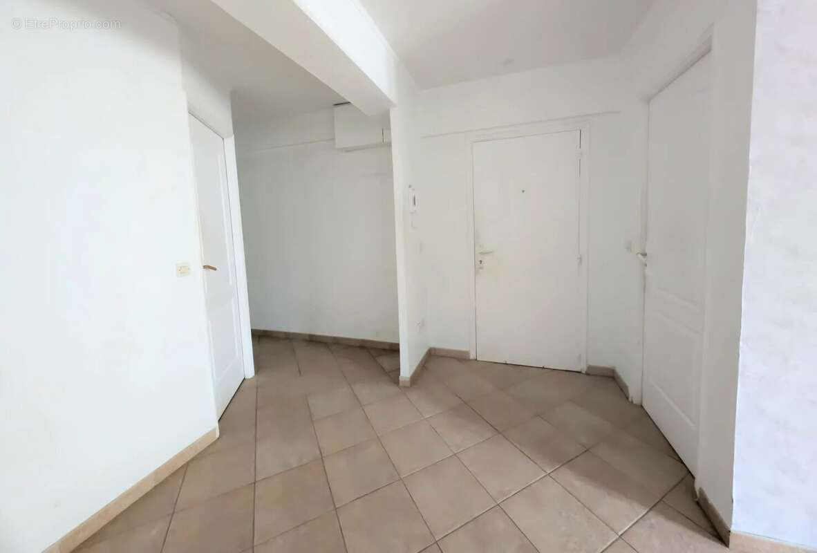 Appartement à JOUARS-PONTCHARTRAIN