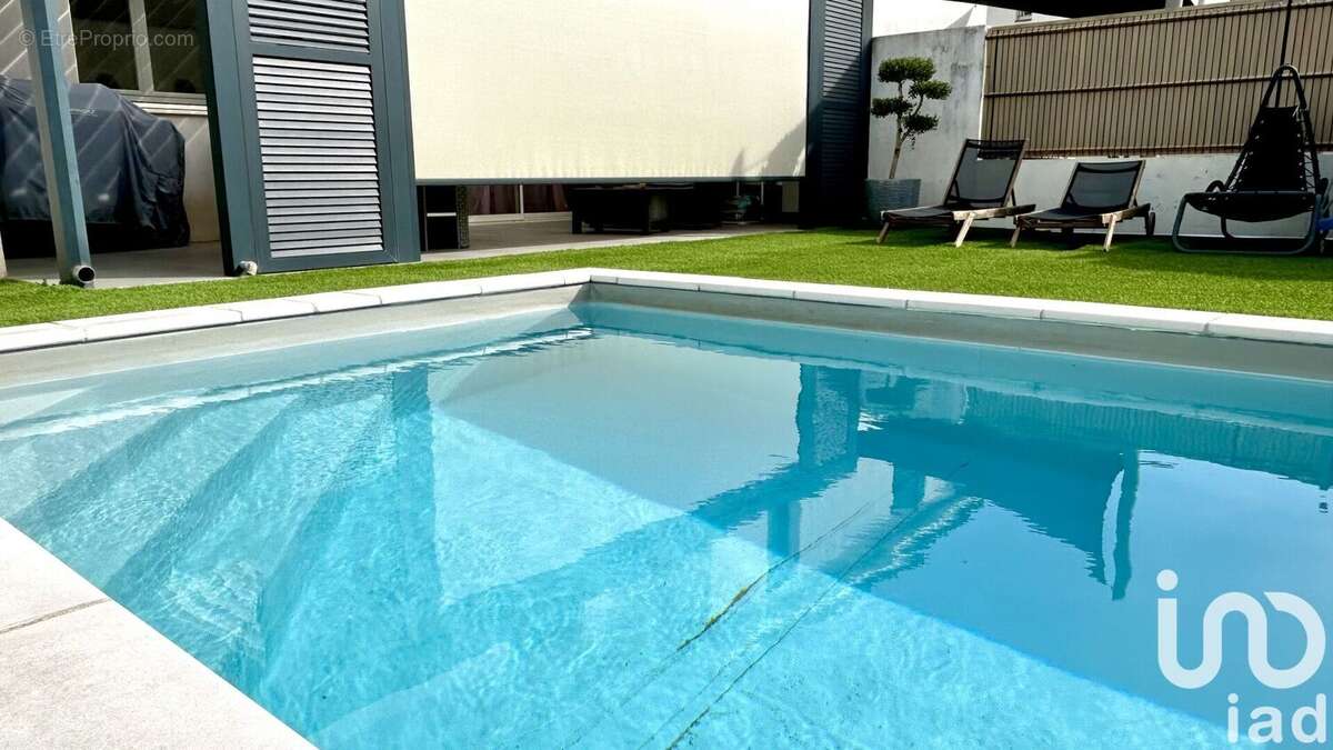 Photo 2 - Maison à LA LONDE-LES-MAURES