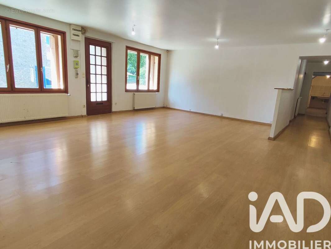 Photo 3 - Maison à SAVIGNE