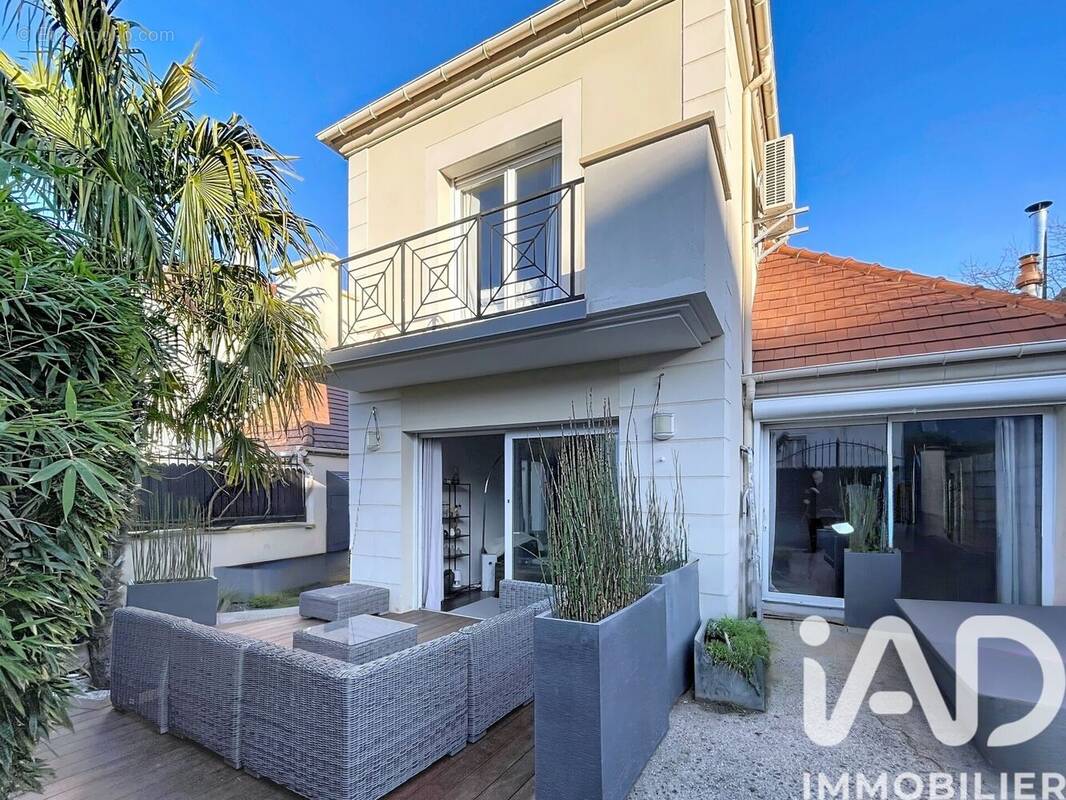 Photo 1 - Maison à RUEIL-MALMAISON