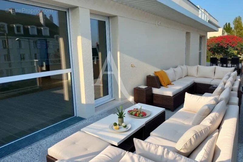 Appartement à SAINT-JEAN-DE-BRAYE