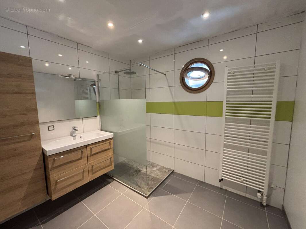 Maison 162 m² à Saint-Martin-Sur-Ecaillon  - photo 8