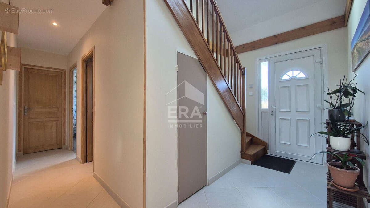 Maison à GRISY-SUISNES