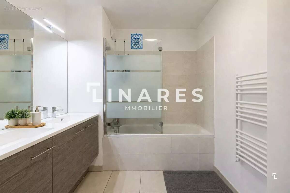 Appartement à MARSEILLE-12E