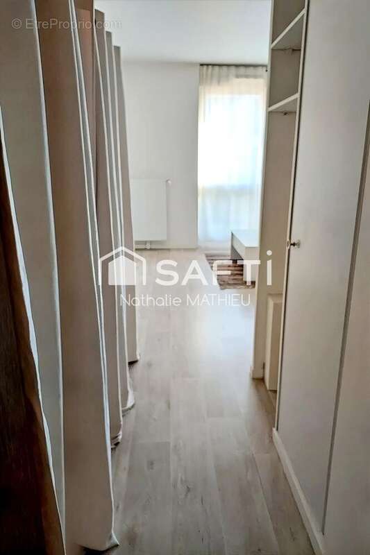 Photo 5 - Appartement à BUSSY-SAINT-GEORGES