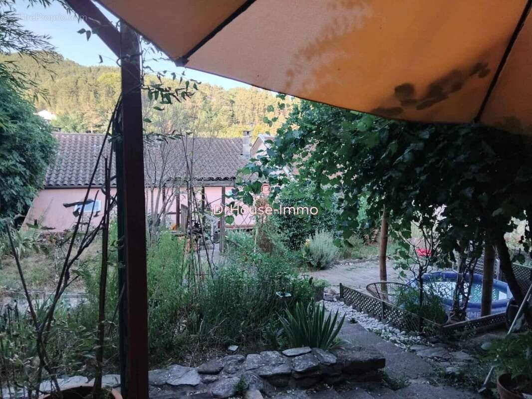 Maison à BRANOUX-LES-TAILLADES