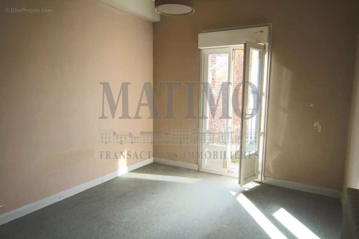 Appartement à LA GARENNE-COLOMBES