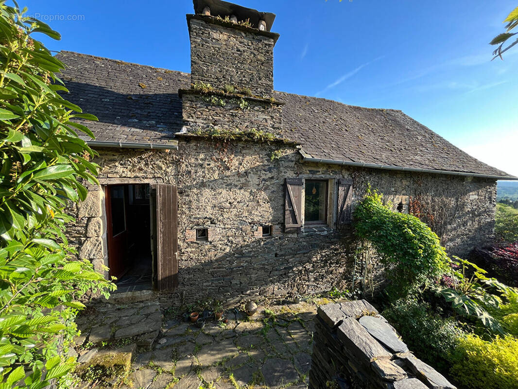 Maison à DONZENAC