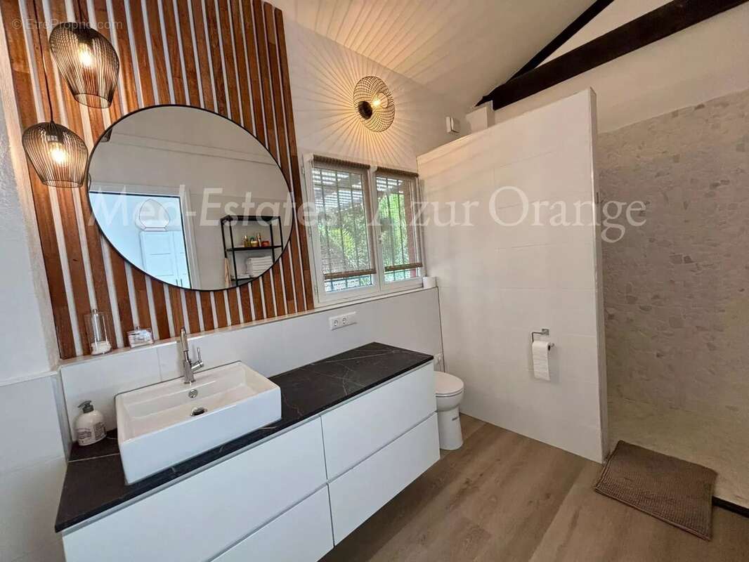 Appartement à GRIMAUD