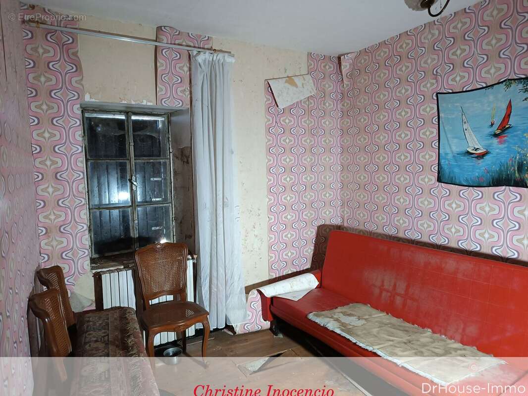 Maison 165 m² à Belluire  - photo 34