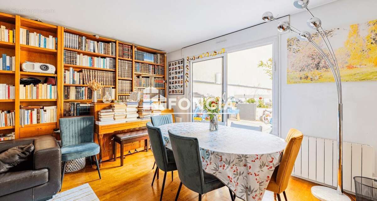 Appartement à PARIS-12E